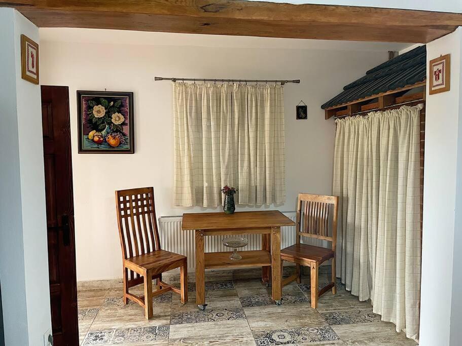 Casa La Doi Nuci Hotel Bradet  Buitenkant foto