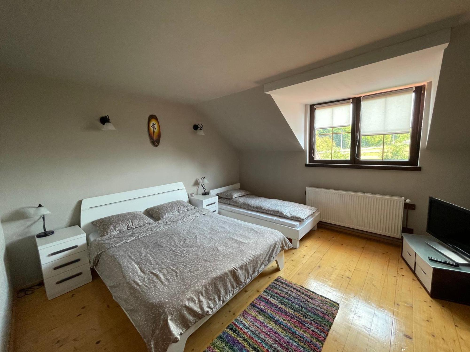 Casa La Doi Nuci Hotel Bradet  Buitenkant foto
